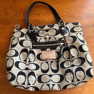 Authentic coach poppy tote bag